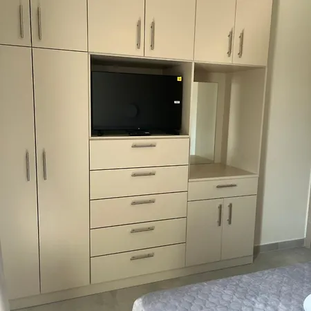 Victoria's & Anna's Daire Sami (Kefalonia)