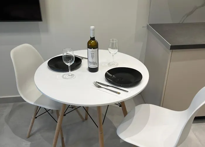 Victoria's & Anna's *